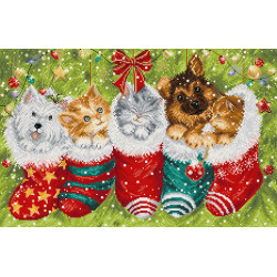 L9940 - Šunys ir katės kojinėse (Dogs and Cats in Stockings) siuvinėjimo rinkinys Letistitch