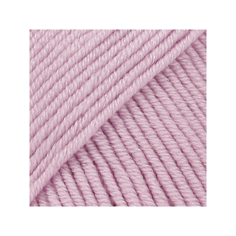 16 - šviesi rausva DROPS Merino Extra Fine 16 - šviesi rausva DROPS Merino Extra Fine