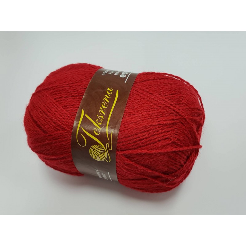 560 - raudona Teksrena vilnoniai verpalai